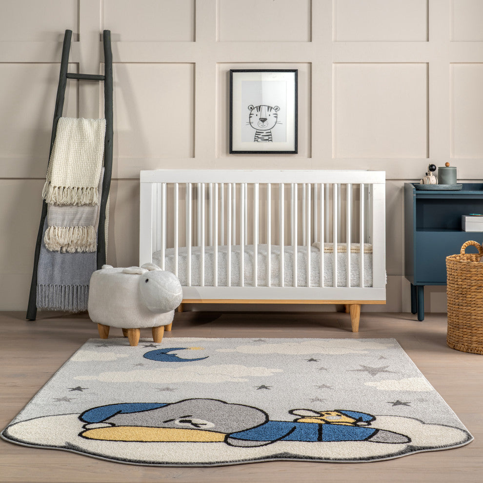 Nuloom Ryder Sleeping Bear Kids Rug, Light Grey 4'' x 6''