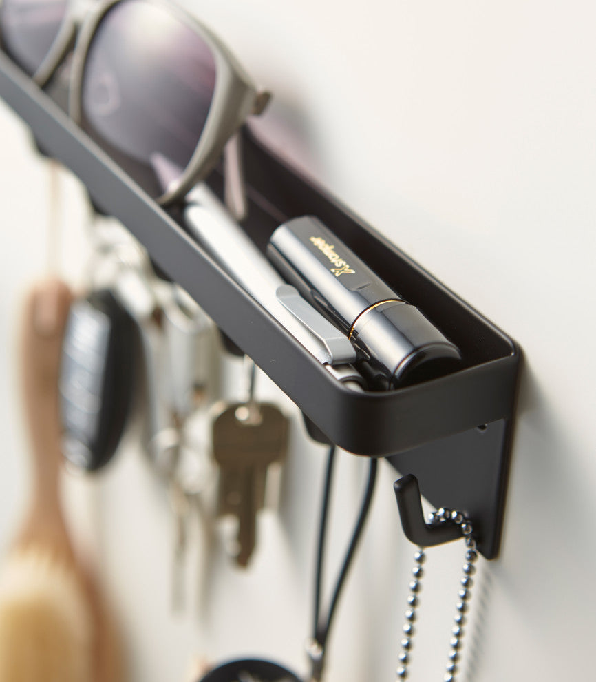 Smart Magnetic Key Rack W/ Tray, Black