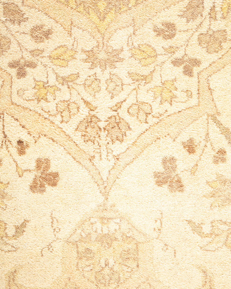 Khloe, One-of-a-Kind Hand-Knotted Area Rug Ivory, 8'2"x10'4"
