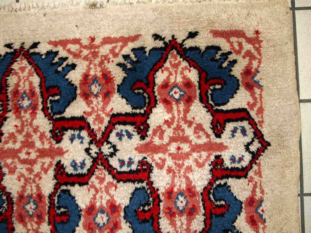 Handmade Vintage Moroccan Berber Rug, 2.6'x5.4', 80cmx165cm 1970s