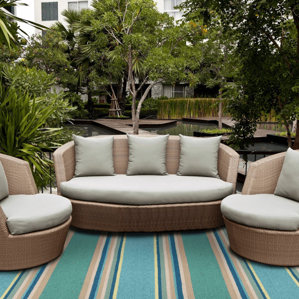 5' X 7' Ocean Stripes Uv Treated Indoor Outdoor Area Rug