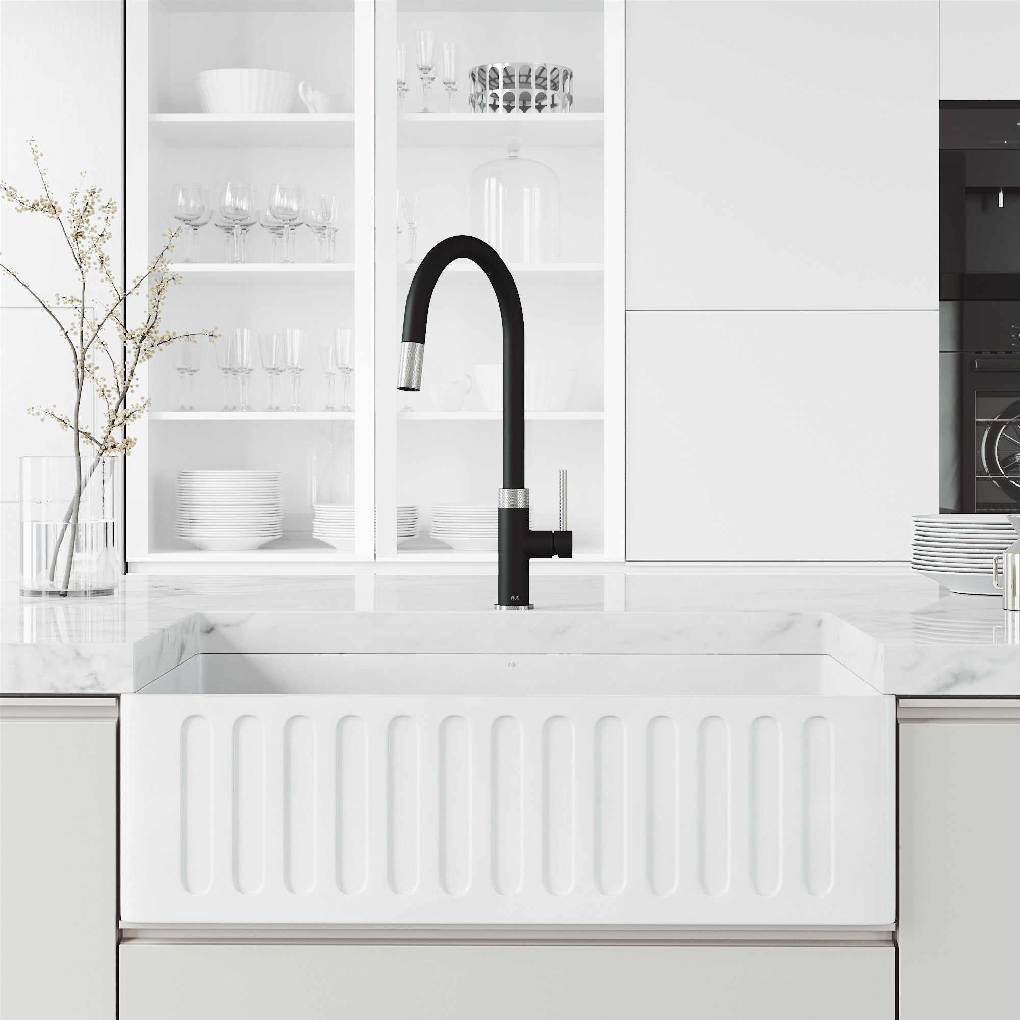VIGO Bristol 19" H Single Handle Pull-Down Sprayer Kitchen Faucet, Stainless Steel/Matte Black, Without Extras