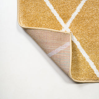 Cole Minimalist Diamond Trellis Gold/White 4'x6' Area Rug