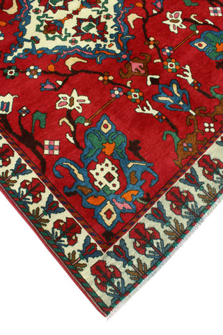 Fine Vintage Distressed Claud Red/Ivory Rug, 4'9 x 6'8