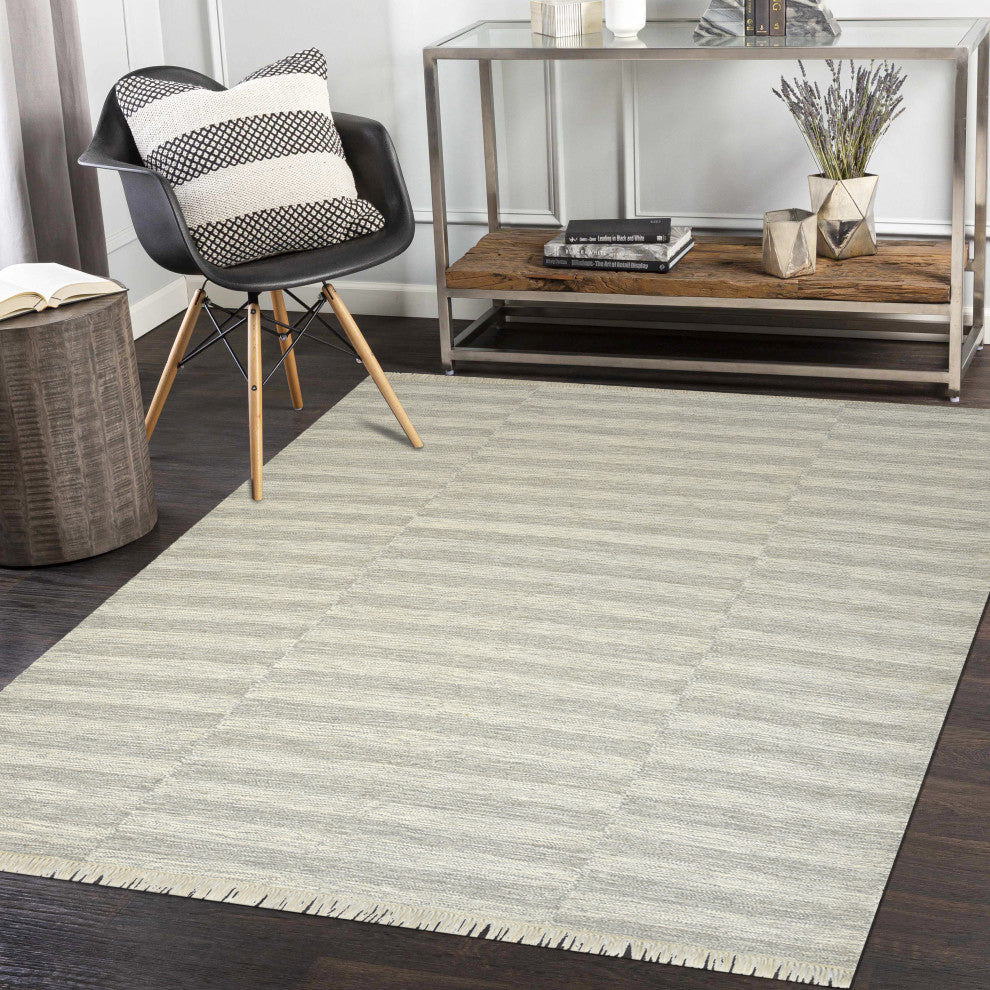 Louella, Handmade Area Rug 5' 0" x 8' 0"