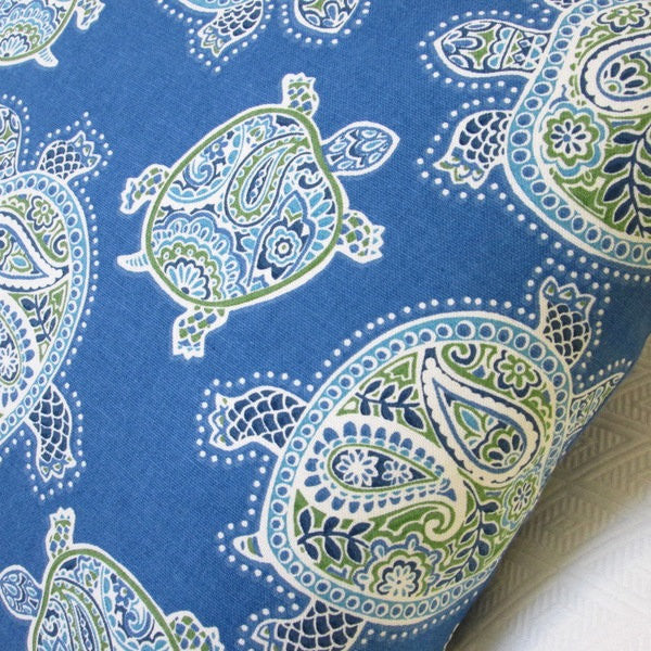 Tranquil Sea Turtles Blue And Green Cotton 18" Indoor Throw Pillow, Throw Pillow