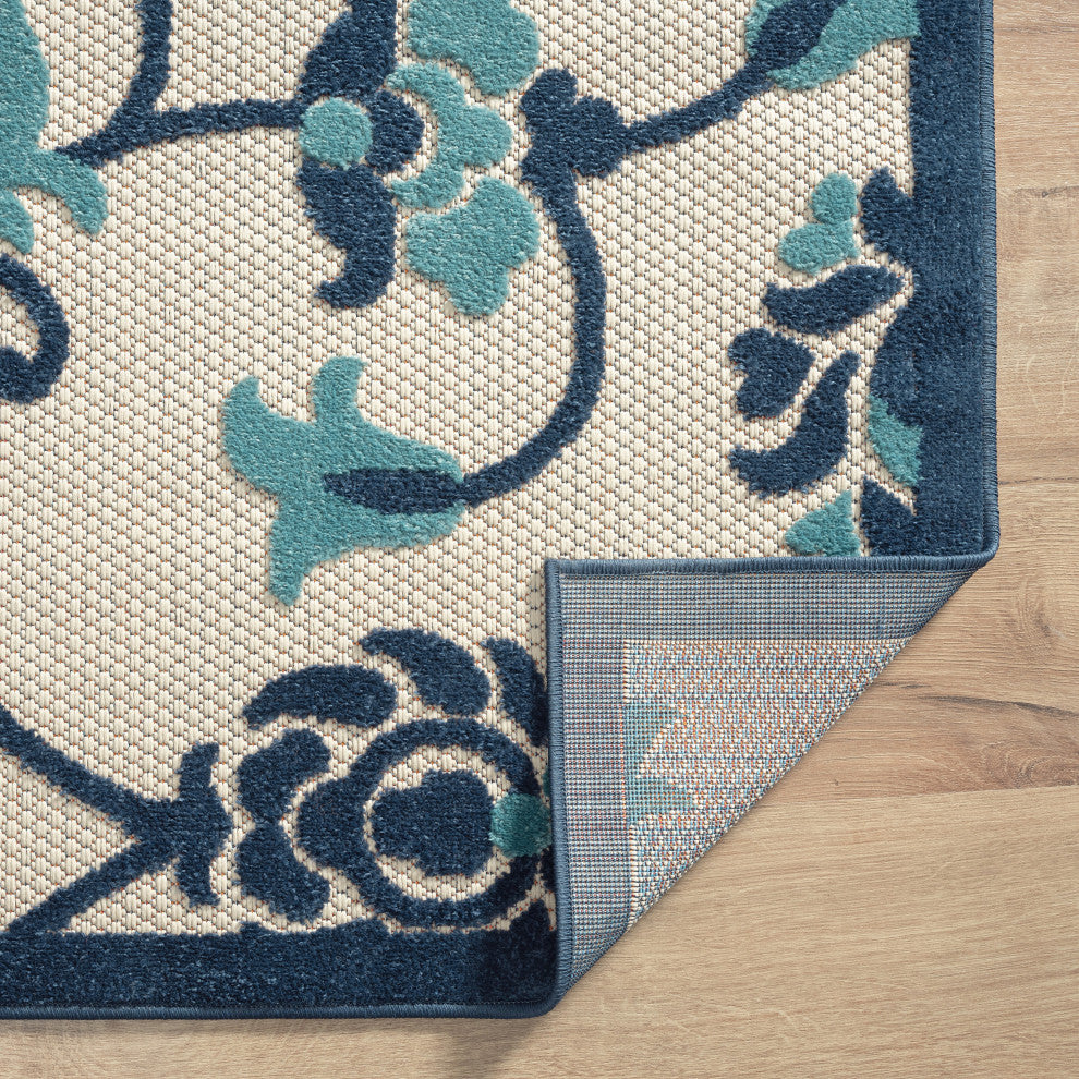 Floral Damask High-Low Indoor Outdoor Area Rug - 2' x 3'