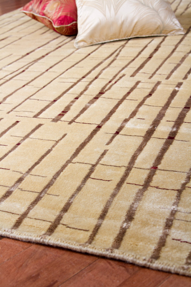 Surya Shibui SH-7402 2'x3' Rug, Tan/Garnet