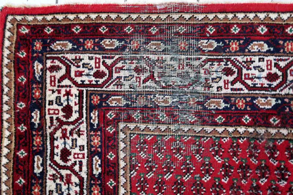 Handmade Vintage Indian Seraband Rug 5.7'x7.8', 174cmx240cm 1970s