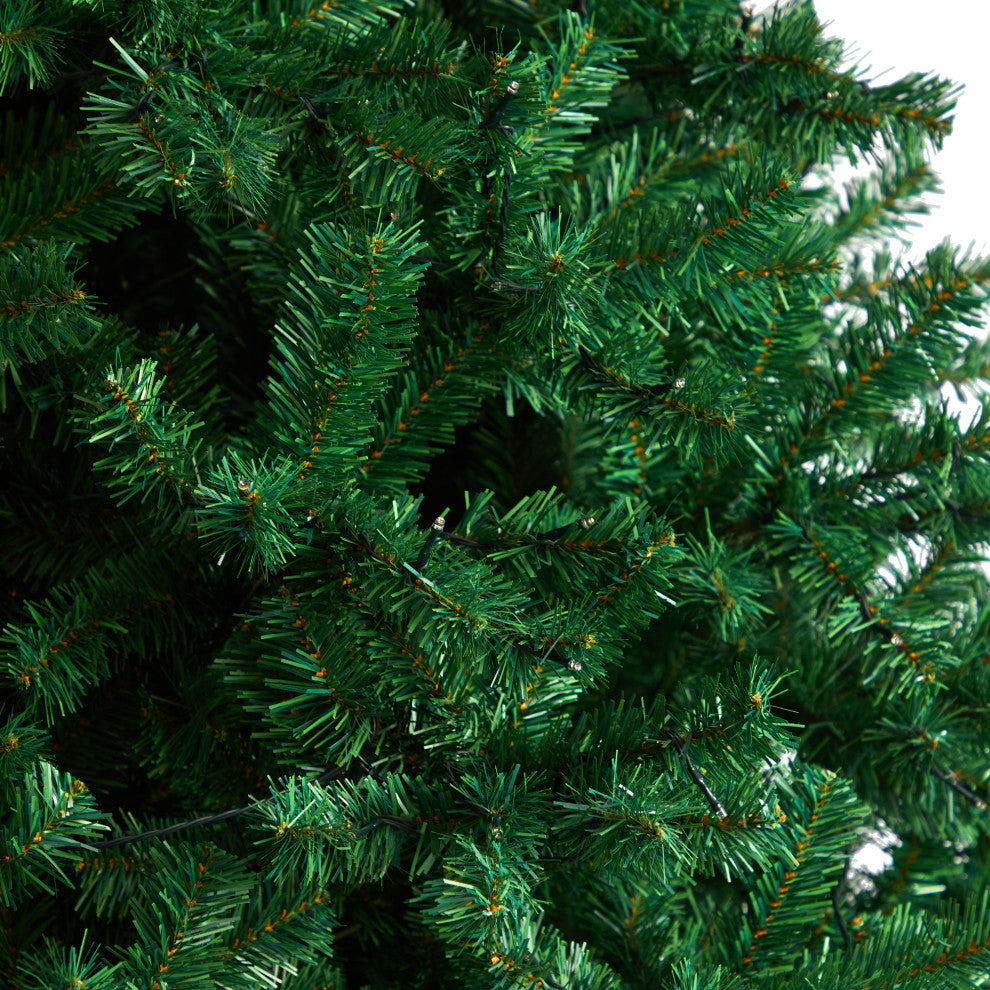 9' Northern Tip Artificial ChristmasTree With 650 Clear LED Lights/1860 Branches