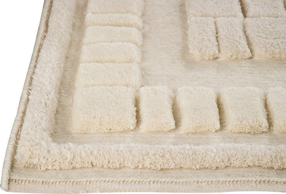 Hand Knotted White New Zealand Wool Area Rug