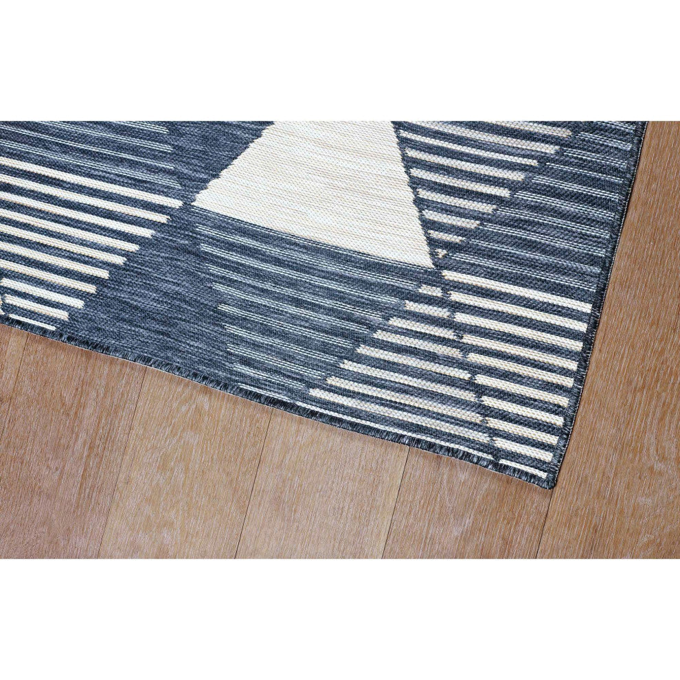 Plaza Triangles Reversible Indoor/Outdoor Area Rug, Charcoal, 3'3"x5'