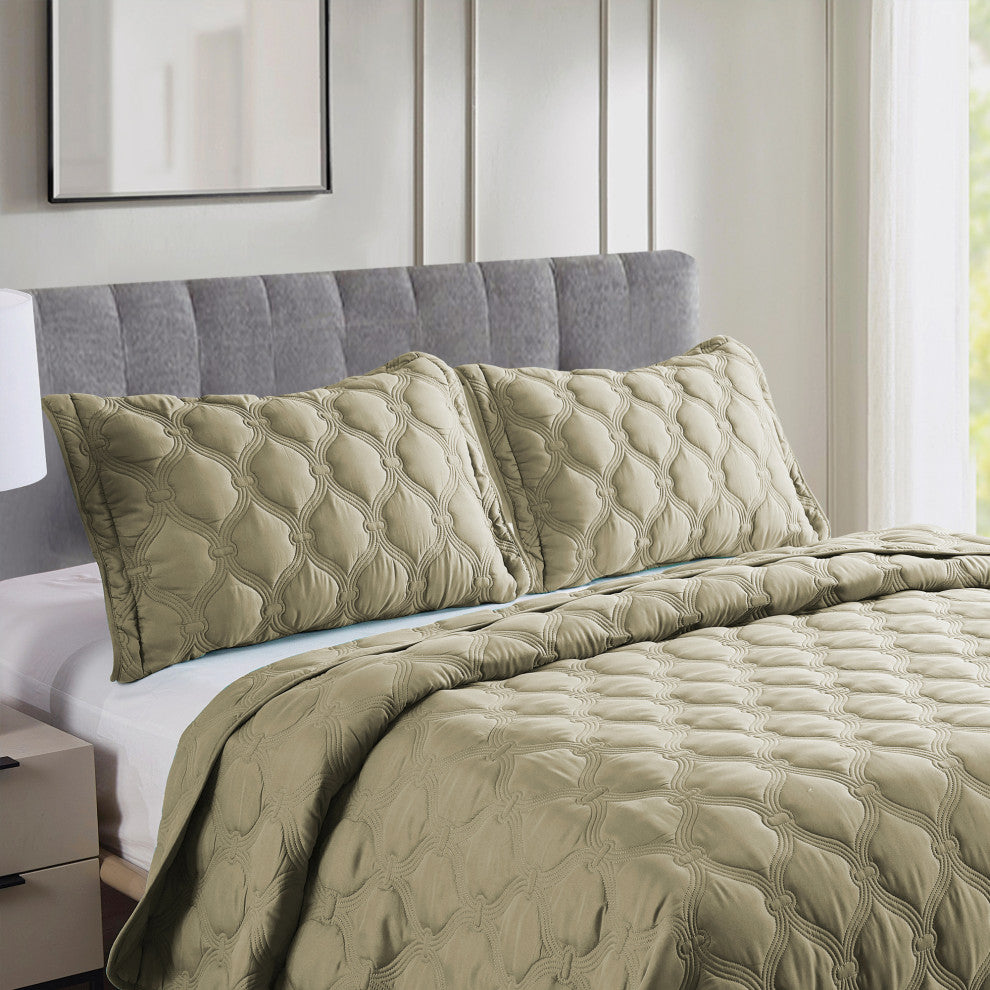 Bradly Down Alternative Quilted Bed Spread Set, Antique Bronze, Twin