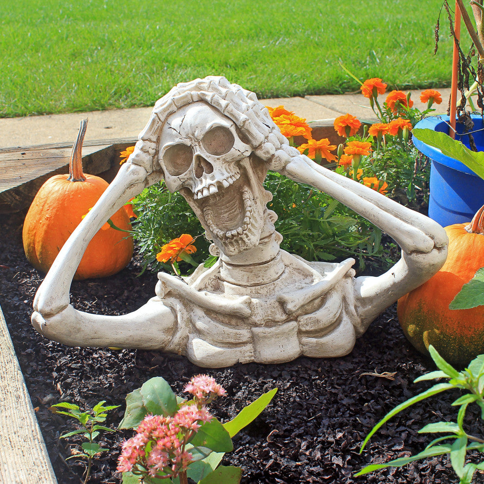 Shriek the Skeleton Statue