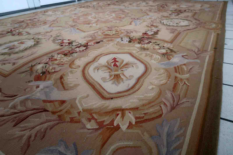 Handmade Vintage French Aubusson Rug 7.7'x10.2', 237cmx313cm 1970s