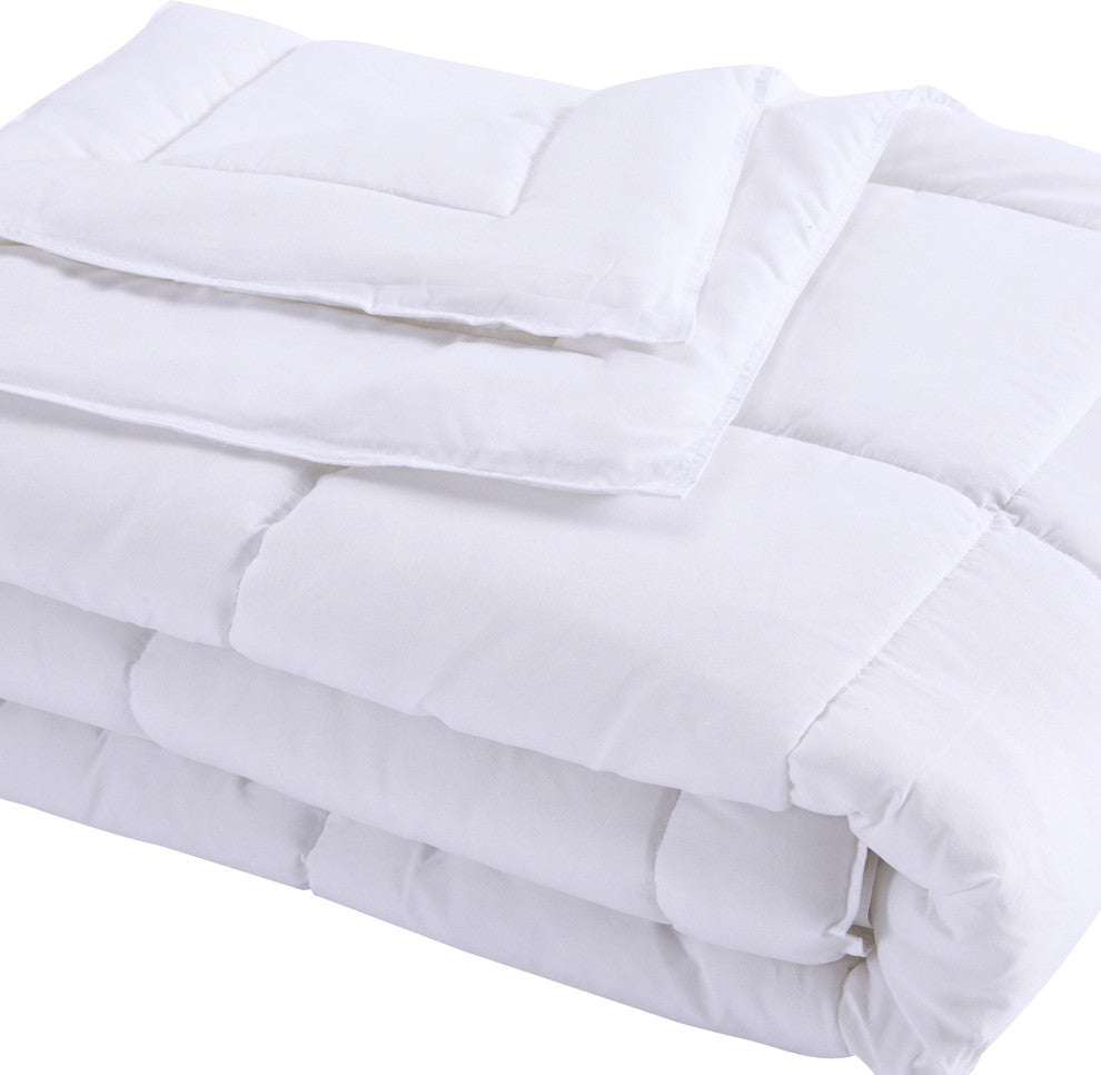 Stayclean Down Alternative Water/Stain Resistant Blanket, White, Full/Queen