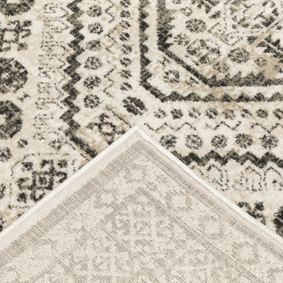 Garson Medallion Border Area Rug, Ivory, 3'10"x5'5"