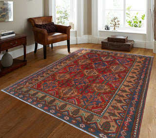 Fine Vintage Distressed Cynrik Red/Beige Rug, 5'1 x 6'11