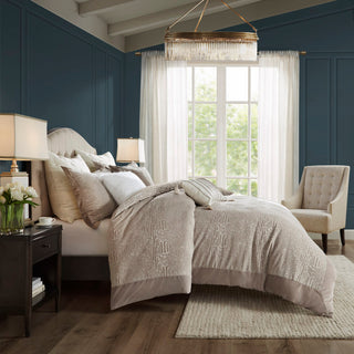 Madison Park Signature Pescal Oversized Velvet Comforter Set