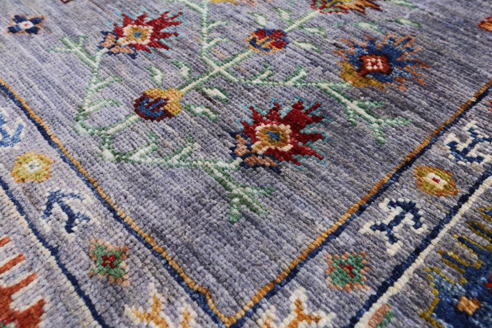 Persian Hand-Knotted Rug 4' 1" X 6' 1" - Q12353