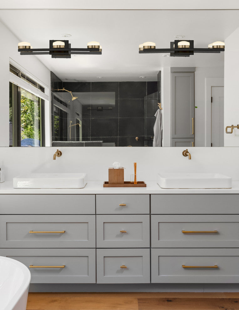 PUCK 3-Light Bath Bar