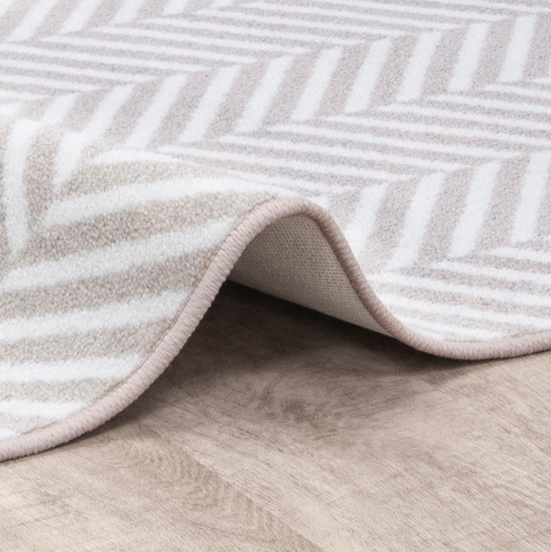 Favorite Retreat 3'10" X 5'4" Area Rug, Color Dove
