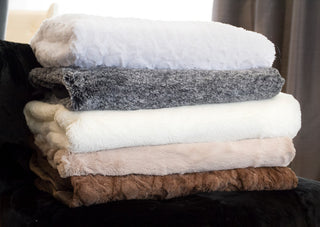 50"x70" Faux Fur Throw, Ivory Mink