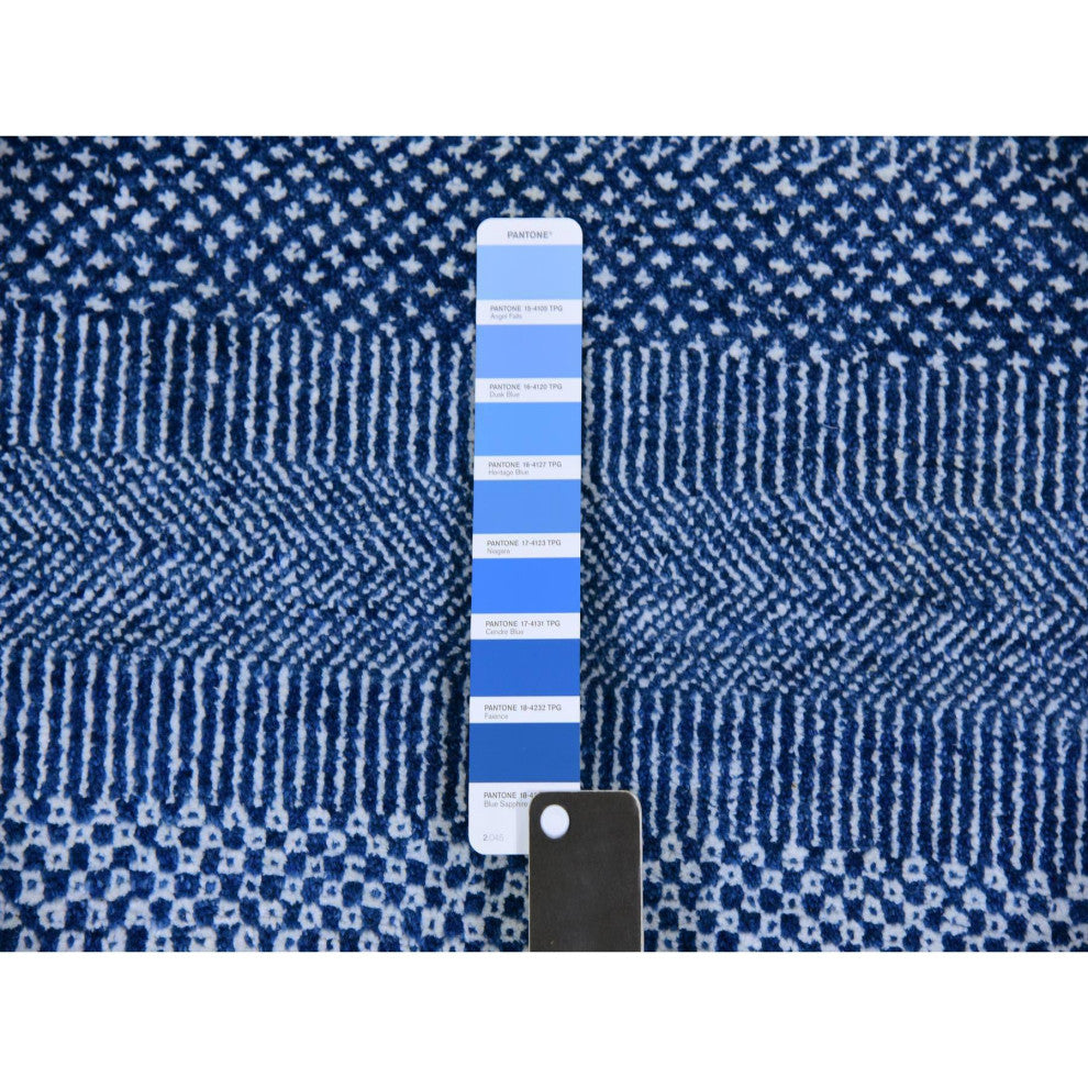 Penn Blue Modern Grass Dyed Wool and Silk Hand Knotted Runner Rug, 2'7"x11'11"