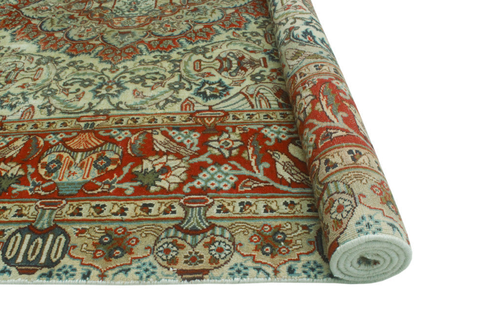 Fine Vintage Distressed Heerad Beige/Rust Rug, 6'5x9'6