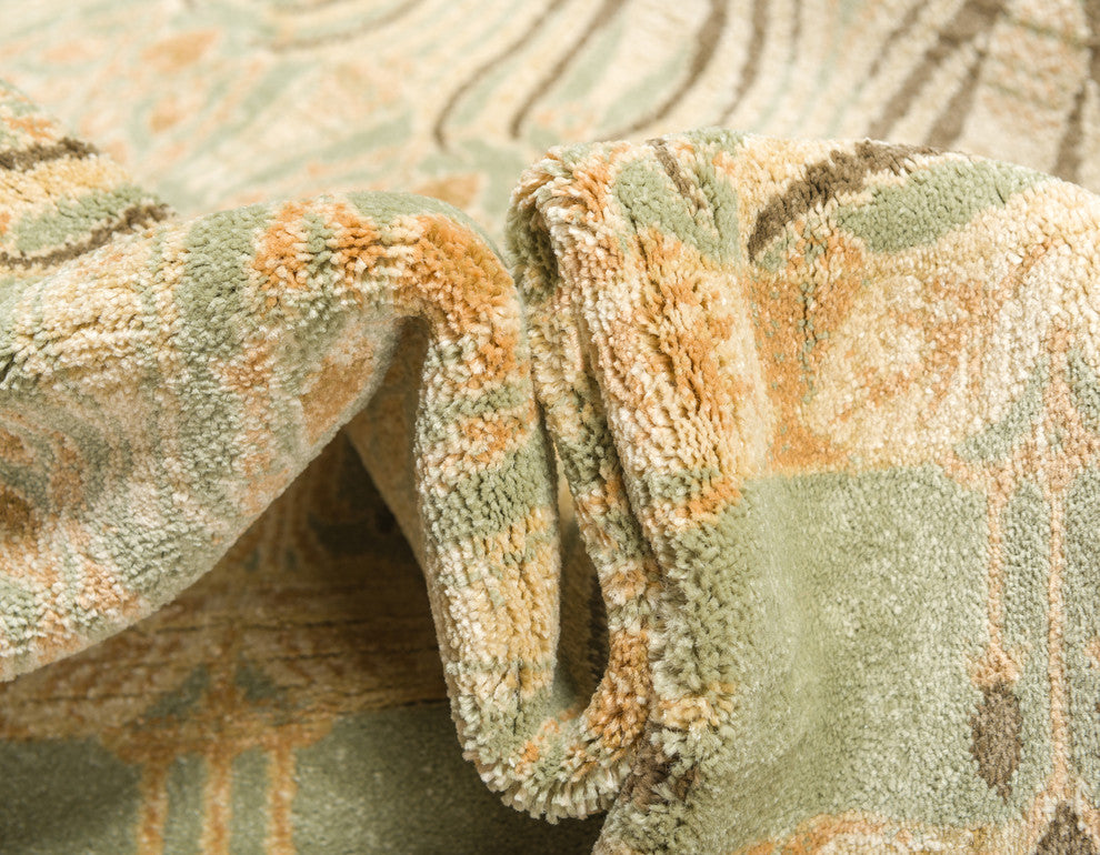 Unique Loom Light Green Carnation Edinburgh 7'x10' Area Rug