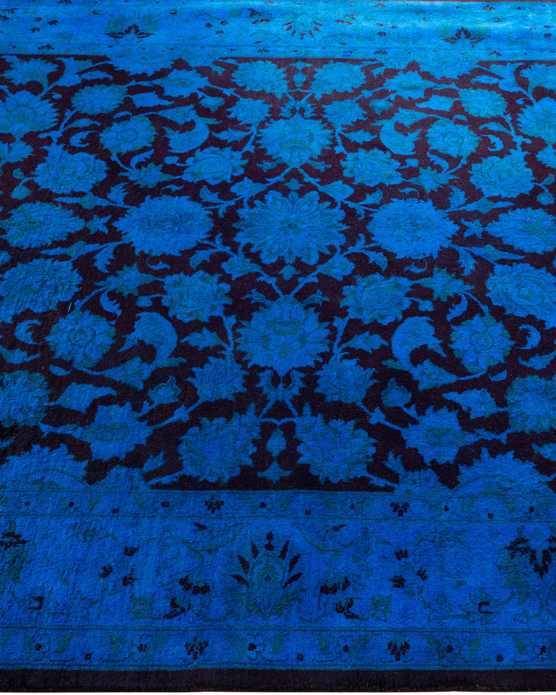 Fine Vibrance, One-of-a-Kind Hand-Knotted Area Rug Blue, 4' 3" x 6' 3"