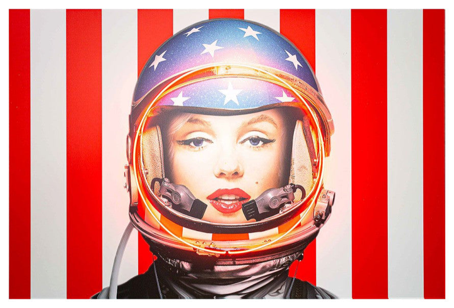 Iconic Retro Neon Artwork, Andrew Martin Marilyn Astronaut, Large