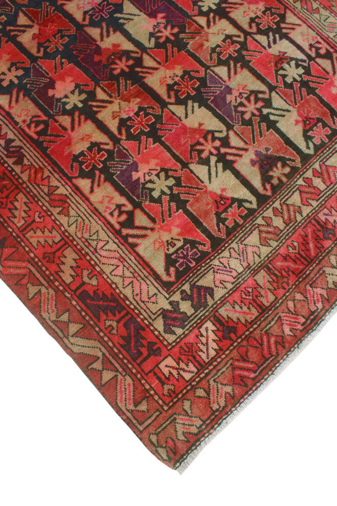 Fine Vintage Distressed Geralynn Charcoal/Pink Runner, 4'2x10'4