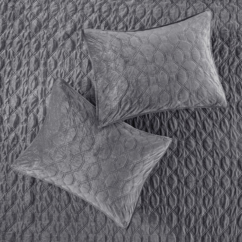 Madison Park Harper 3 Piece Velvet Quilt Set, Grey
