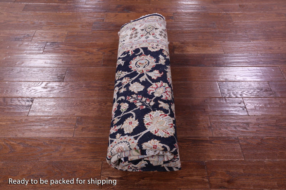 7' Round Persian Nain Wool & Silk Handmade Rug - Q14719
