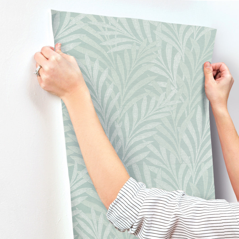 Blue Tea Leaves Stripe Wallpaper