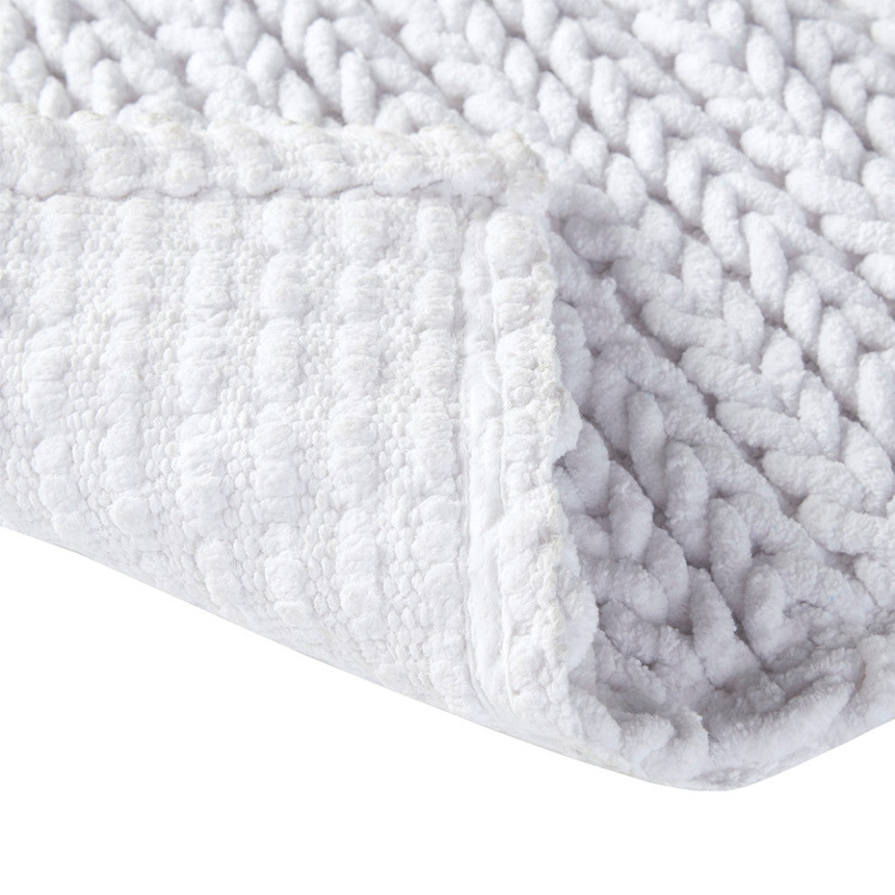 Madison Park Lasso 100% Cotton Chenille Chain Stitch Rug, White