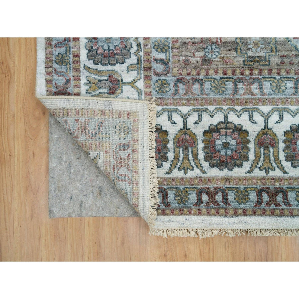 Vista White Unique Flower Rosettes Border Hand Knotted Oriental Rug 8'10"x11'10"