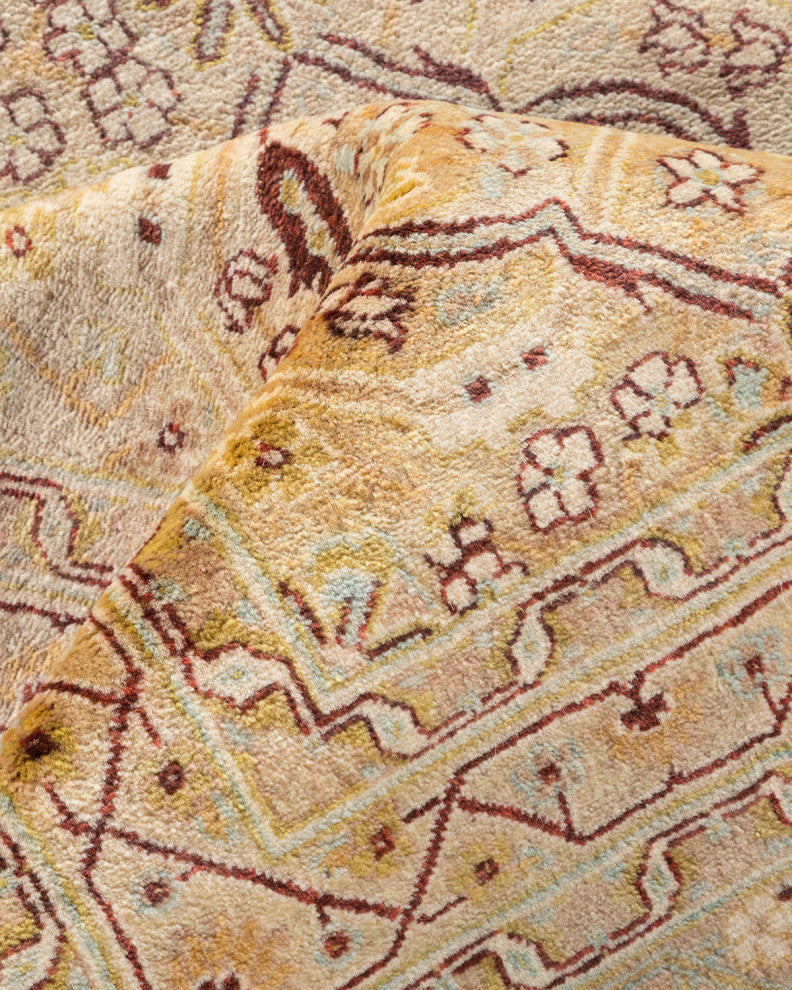 Anastasia, One-of-a-Kind Hand-Knotted Area Rug Ivory, 8'1"x10'0"