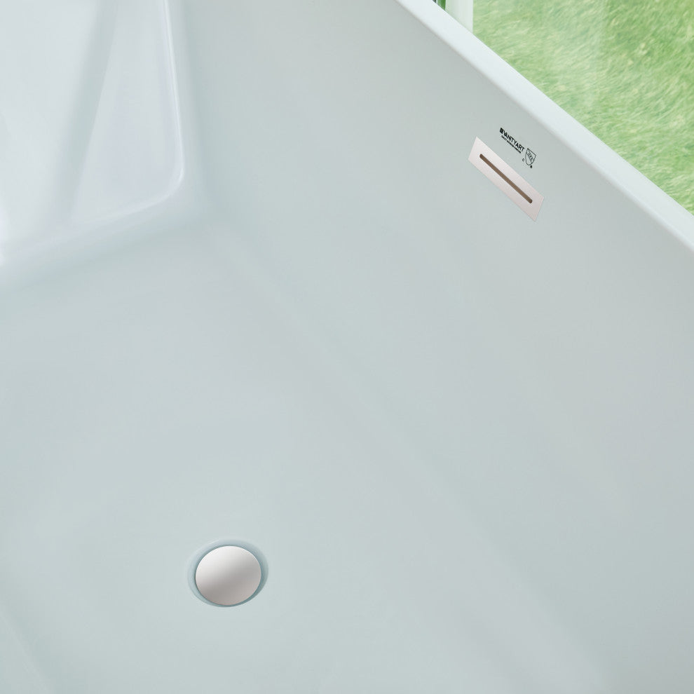 Freestanding Acrylic Bathtub, White/Polished Chrome