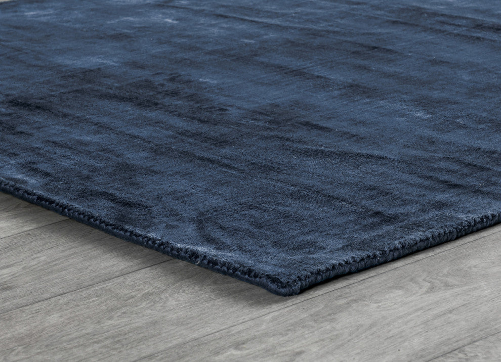 Classic Home Berlin Distressed Sapphire Blue 8x10 Rug