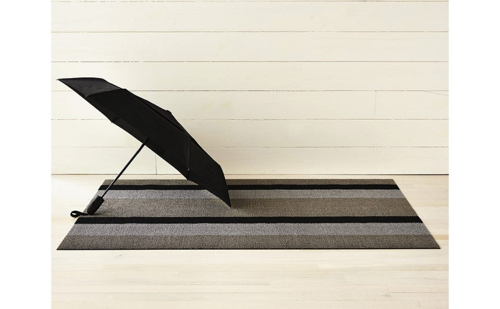 Bold Stripe Shag Mat, Silver and Black, 36"x60"