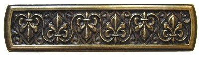 Notting Hill Fleur-de-Lis Pull - Antique Brass