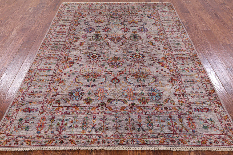 5' 9" X 7' 10" Hand-Knotted Persian Tabriz Rug Q7612