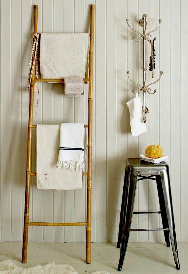 Bamboo Ladder 5' H, 16"W x 60"H