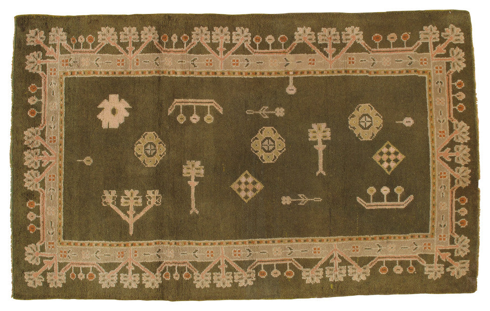 Consigned Oushak Rug, 4'2"x7'