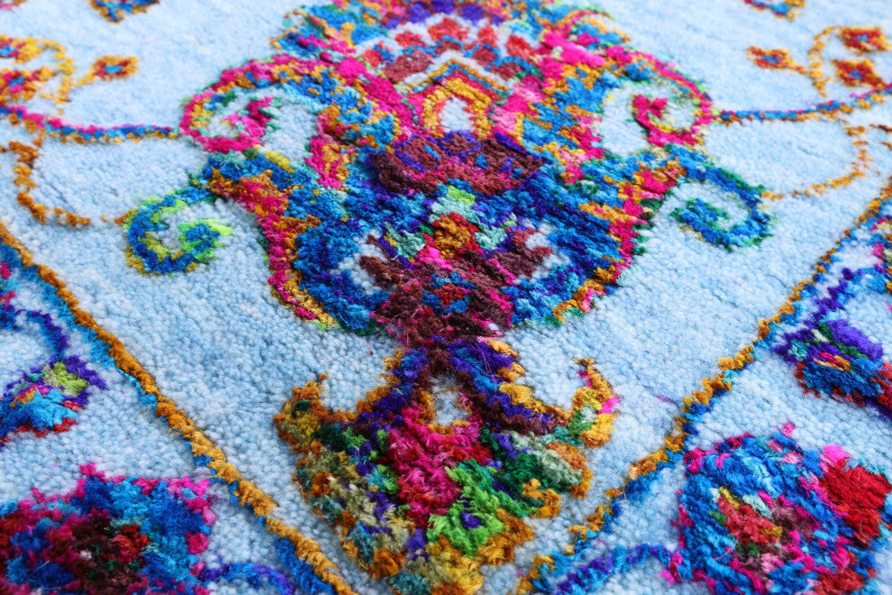 9' 0" X 12' 3" Wool & Silk Persian Hand Knotted Rug - Q14917