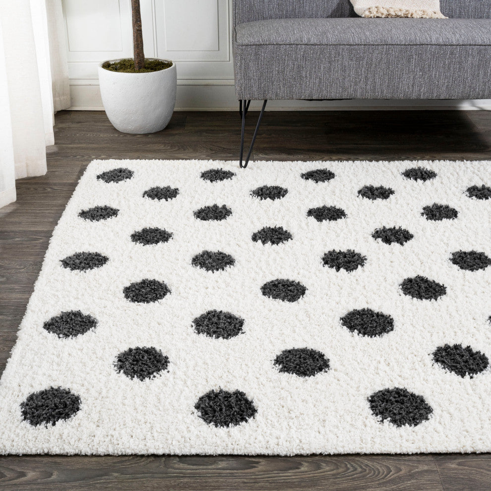 Pere Modern Charcoal Dot Shag, White/Black, 5'x8'