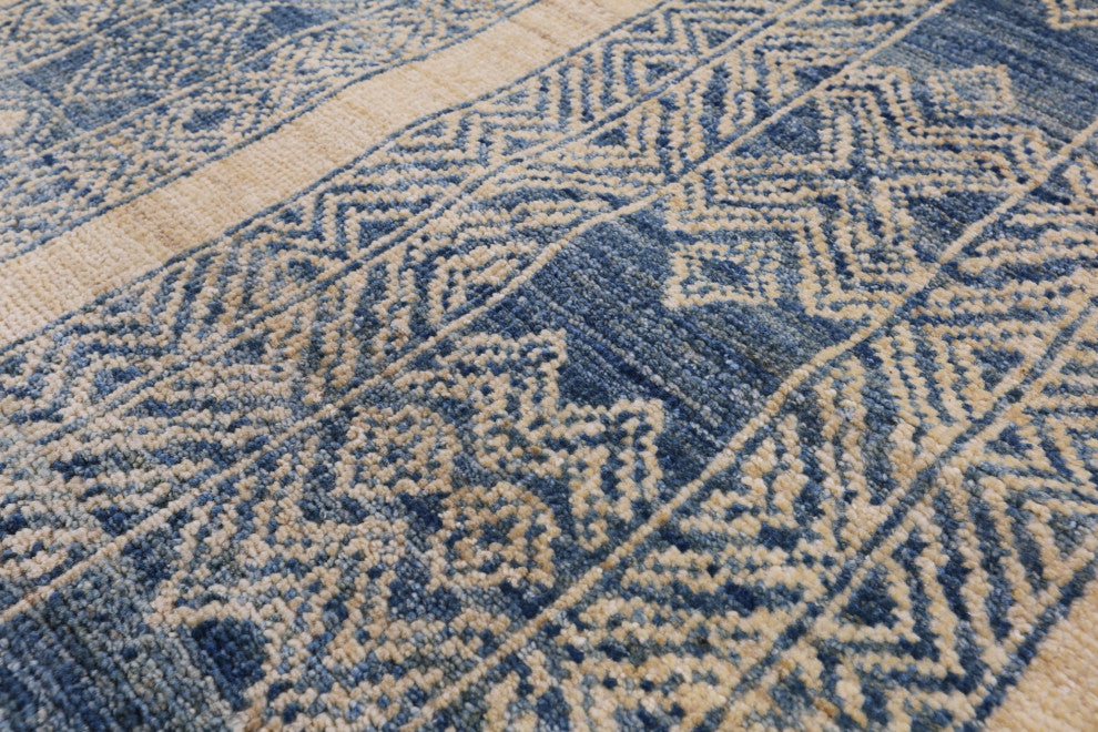 5' 10" X 8' 7" Southwest Navajo Hand Knotted Wool Rug Q6658