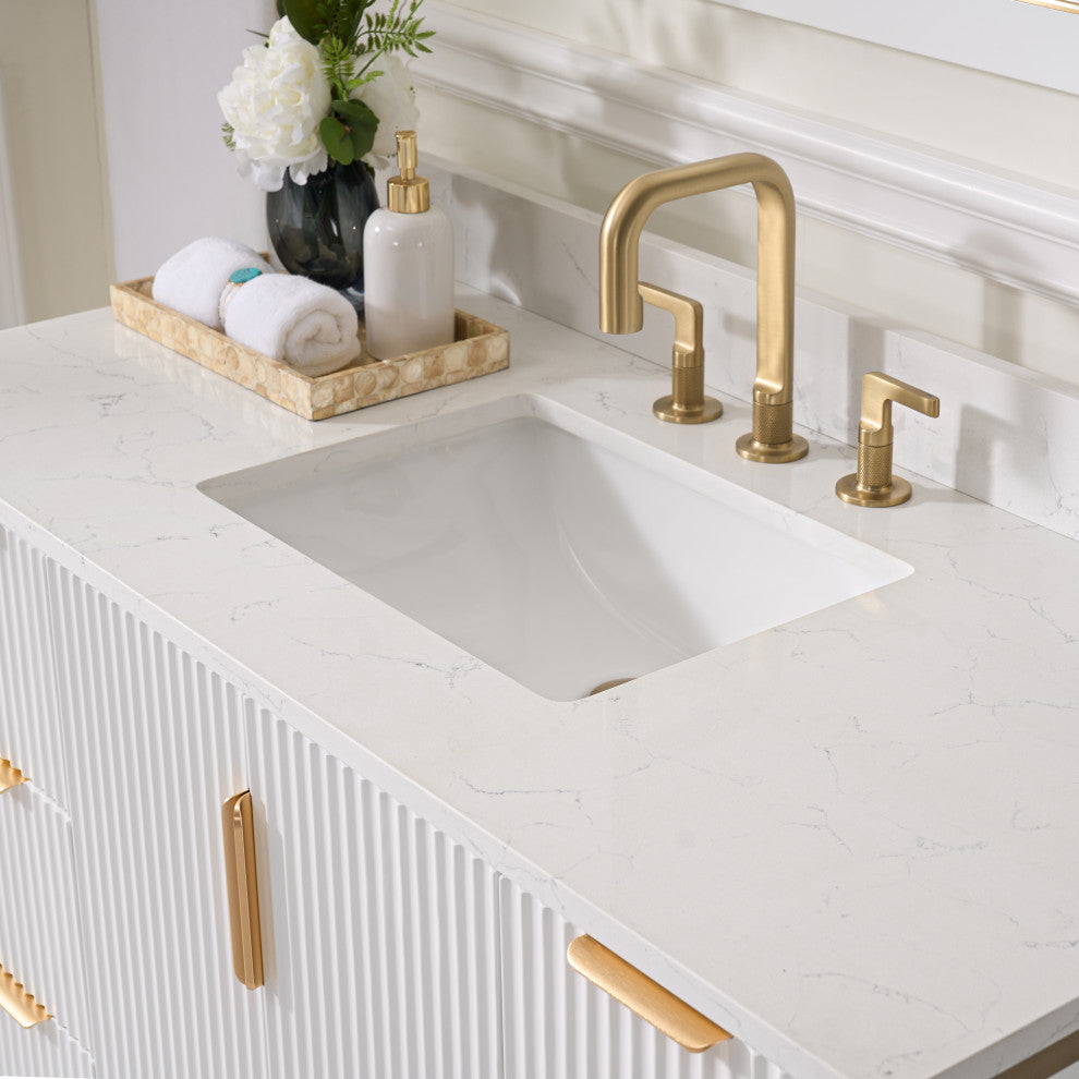 Hanah Freestanding Bathroom Vanity with Quartz Top in White, 48"